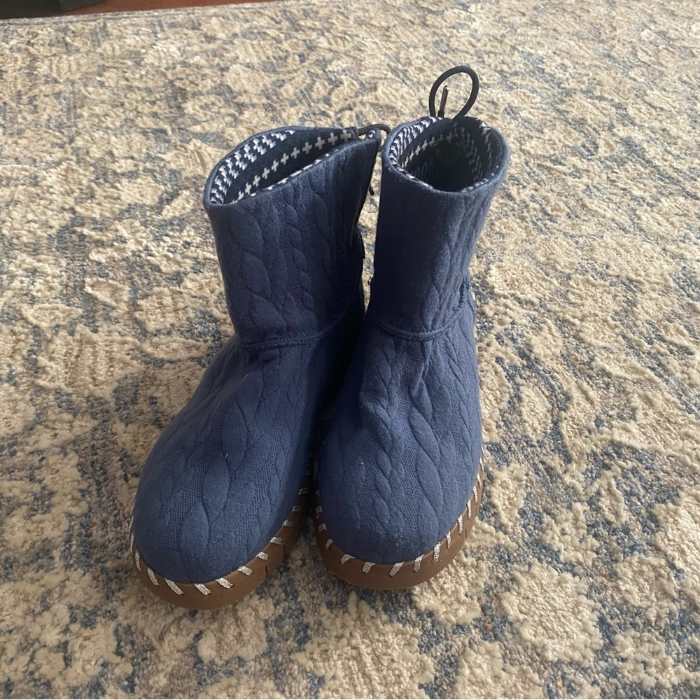 Muk Luks Flexi Hoboken Boots Size 6